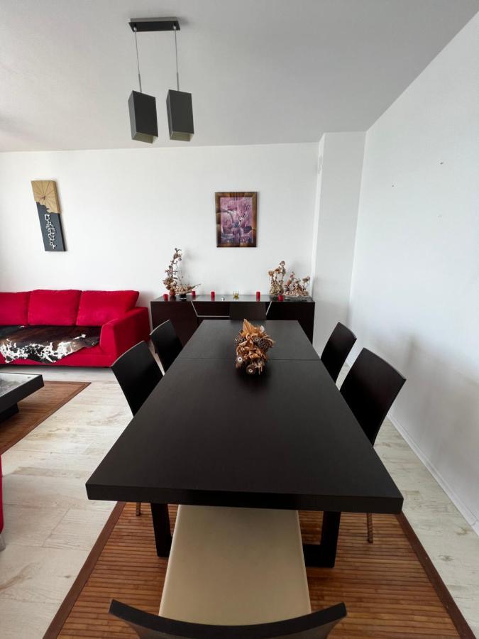 Modern Beachfront Apartment With Pool Ravda ภายนอก รูปภาพ